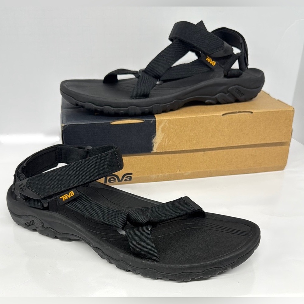 New-NIB Teva Hurricane 4 Black Hiking Outdoor Water Sport Sandals Men's Size 14